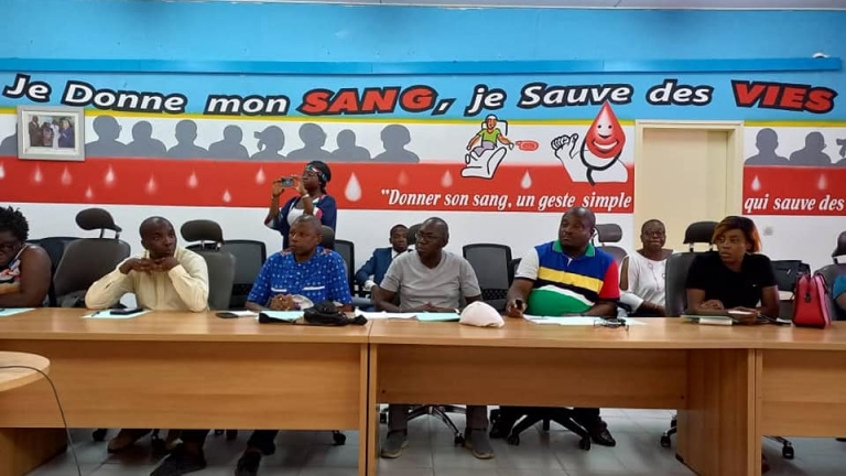CNTS/ DR KONATE SEIDOU APPELLE AU RESPECT DU PRIX DE LA POCHE DE SANG